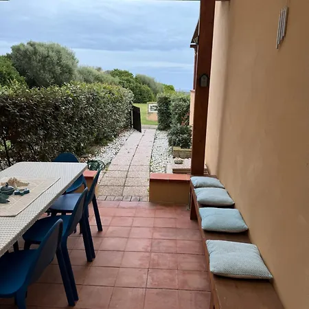 La Pelosa *